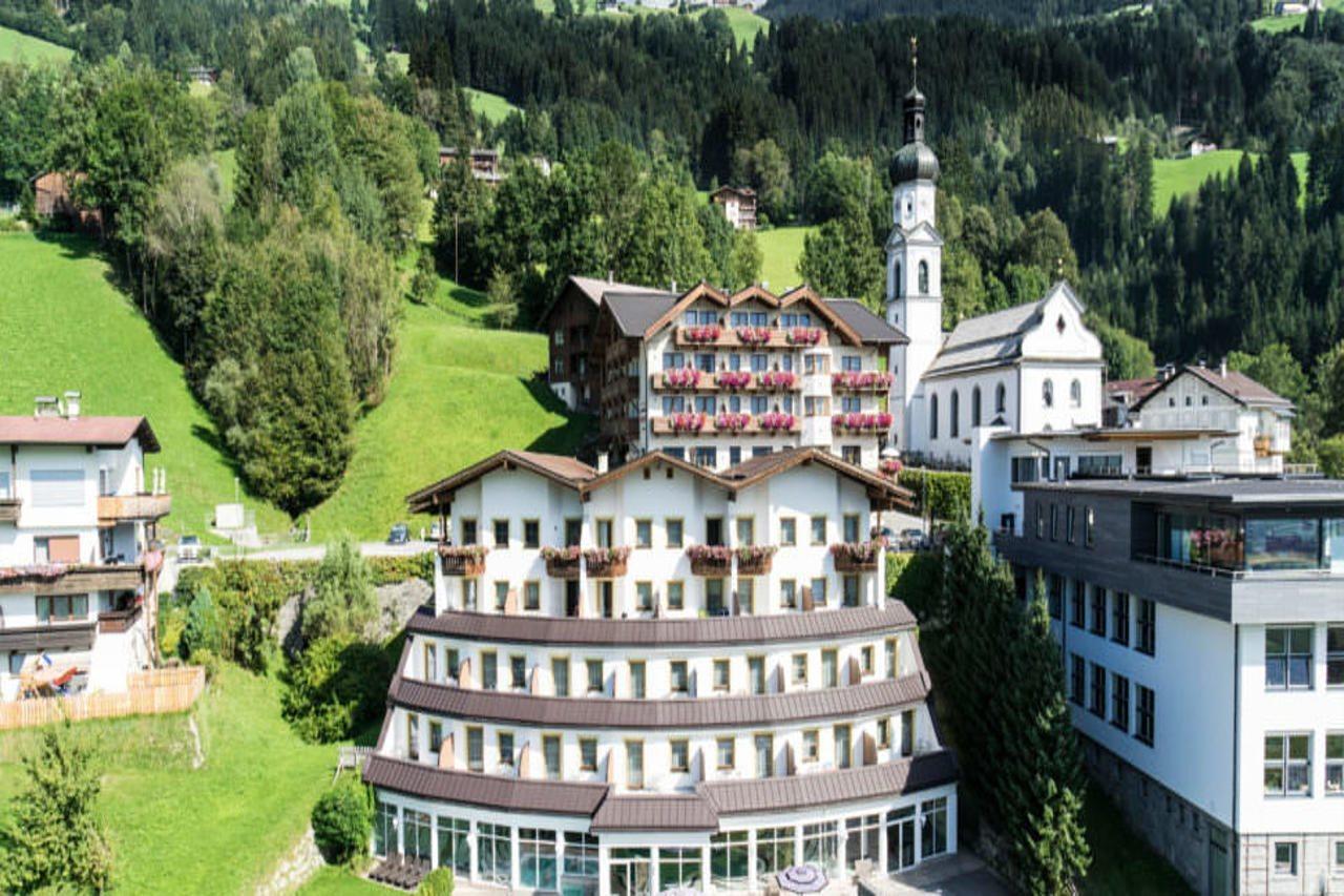 Ferienhotel Hoppet ハート・イム・ツィラータール エクステリア 写真