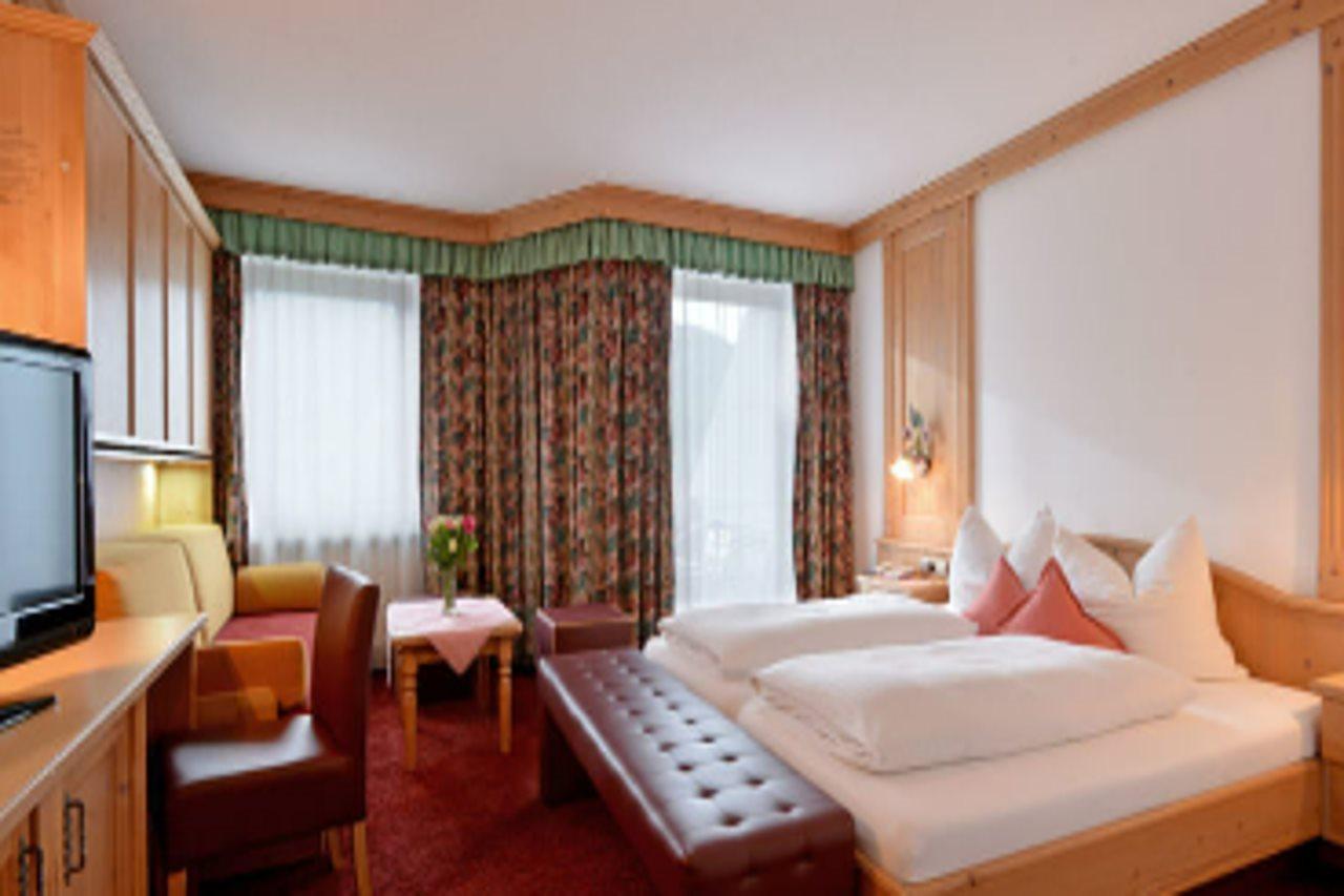 Ferienhotel Hoppet ハート・イム・ツィラータール エクステリア 写真